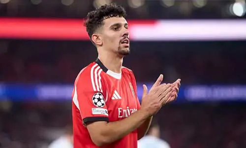 وكيل مدافع بنفيكا توماس أروجو يغازل برشلونة